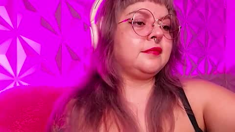 Gina George online show from October 2025 12:55:02 AM