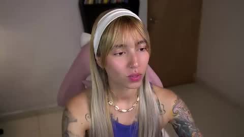 I AM JENN  online show from March 2026 04:08:01 AM