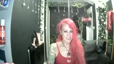 SaucySky online show from July 2026 09:17:01 PM