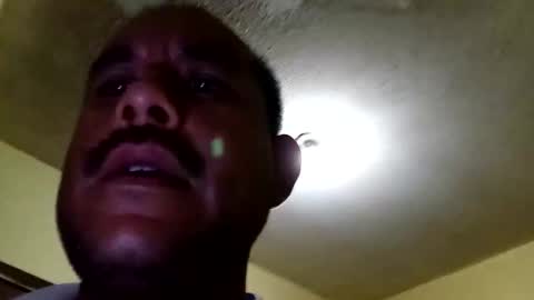 saul73273 online show from May 2026 12:56:02 PM