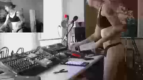 Snapshot of savagewaves chatting on March 2026 05:08:01 PM savagewaves online show from March 2026 05:08:01 PM