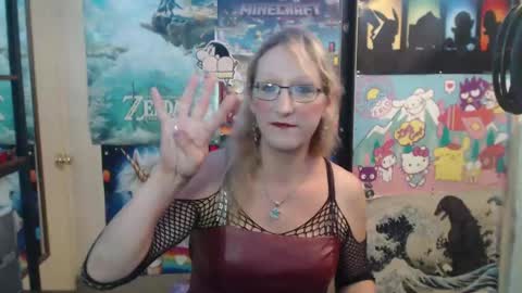 Savanah online show from September 2025 08:46:01 PM