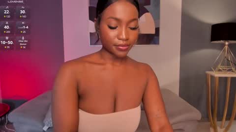 S a v a n n a h  online show from February 2025 06:53:01 PM