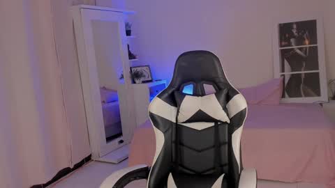 Snapshot of savannahwildee chatting on December 2024 07:16:01 PM Savannahwildee online show from December 2024 07:16:01 PM