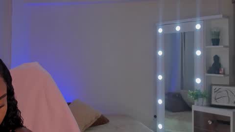 Snapshot of savannahwildee chatting on January 2025 11:12:02 AM Savannahwildee online show from January 2025 11:12:02 AM