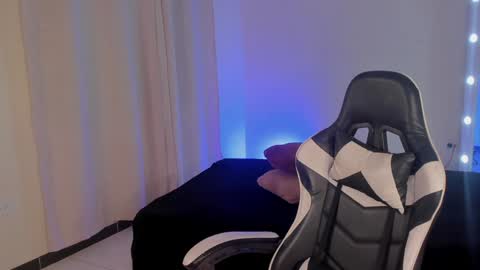 Snapshot of savannahwildee chatting on January 2025 11:07:01 PM Savannahwildee online show from January 2025 11:07:01 PM