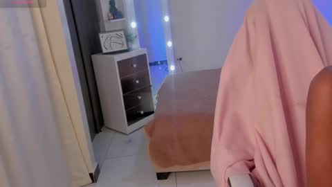 Snapshot of savannahwildee chatting on February 2025 11:32:02 AM Savannahwildee online show from February 2025 11:32:02 AM