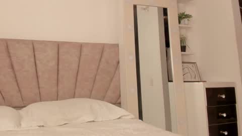 Savannahwildee online show from February 2026 12:21:01 PM