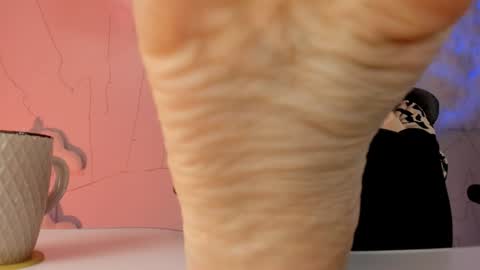 save the qween online show from January 2025 07:49:01 AM