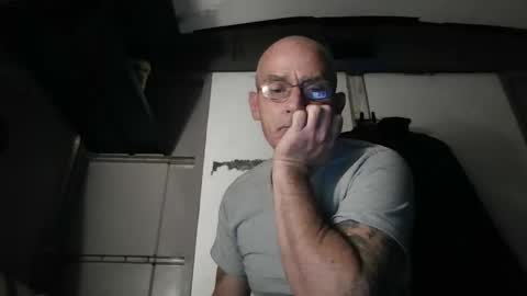 Snapshot of saveamouseatapussy chatting on November 2025 11:05:01 AM saveamouseatapussy online show from November 2025 11:05:01 AM