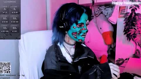 pronoun she. name Mary. age 21. online show from October 2025 05:25:01 PM