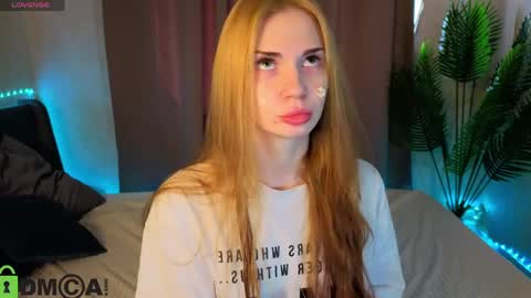 Kira  GMT 7 Mon Thu-Sun  0800am-0200pm  online show from April 2026 09:24:02 AM