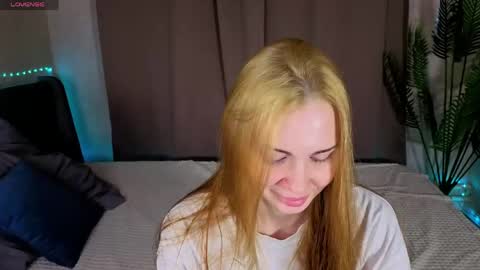 Kira  GMT 7 Mon Thu-Sun  0800am-0200pm  online show from April 2026 09:21:02 AM