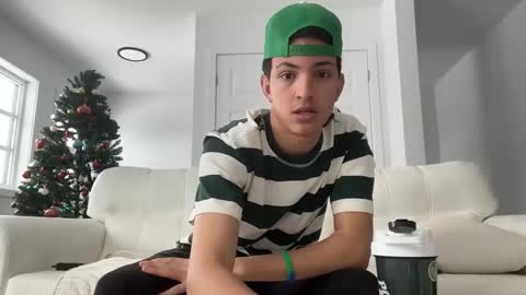 sbouchikh03 online show from January 2026 06:55:02 PM