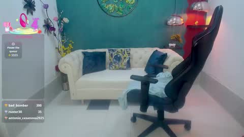 Marie  online show from December 2025 12:08:01 AM