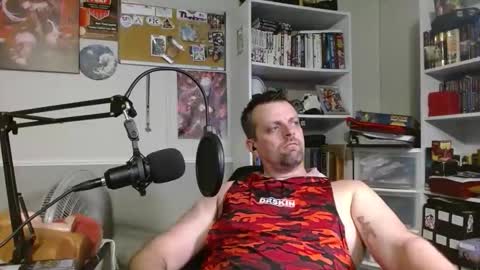 Snapshot of scarecrow2wm chatting on November 2025 03:01:01 AM Kent Clark online show from November 2025 03:01:01 AM