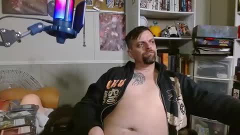 Snapshot of scarecrow2wm chatting on February 2026 06:50:01 AM Kent Clark online show from February 2026 06:50:01 AM