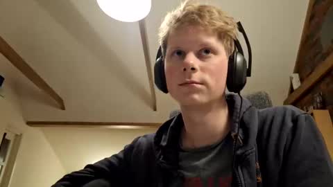 Snapshot of scarjoris chatting on December 2024 09:28:01 PM Scarjoris online show from December 2024 09:28:01 PM