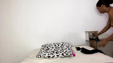 Snapshot of scarle222421 chatting on January 2025 01:10:01 AM scarle222421 online show from January 2025 01:10:01 AM