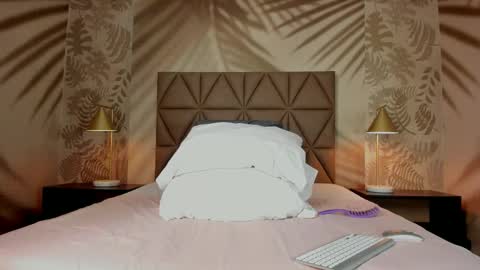 Scarleet online show from February 2026 08:06:01 PM