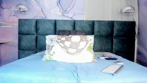 Scarleet online show from April 2026 12:15:02 PM