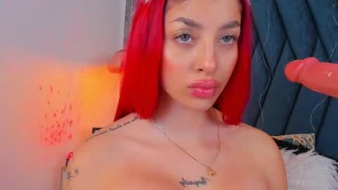 Snapshot of scarleett_jones chatting on February 2025 12:57:02 AM scarleett jones online show from February 2025 12:57:02 AM