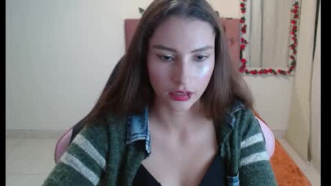 Snapshot of scarlet118082 chatting on May 2026 03:18:01 PM scarlet118082 online show from May 2026 03:18:01 PM