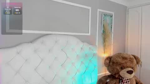 Snapshot of scarlet__hill chatting on December 2024 01:33:02 PM scarlet hill online show from December 2024 01:33:02 PM