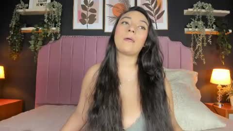 Snapshot of scarlet_dh chatting on July 2026 11:21:02 PM Claudia online show from July 2026 11:21:02 PM
