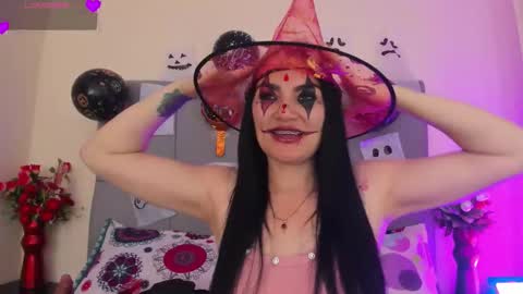 scarlet_hit online show from November 2025 05:10:02 AM