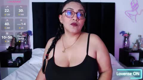 Scarlet Ray  online show from November 2025 11:54:02 AM