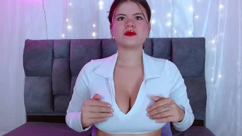 Snapshot of scarlet_sexy12 chatting on April 2026 03:57:01 PM scarlet_sexy12 online show from April 2026 03:57:01 PM