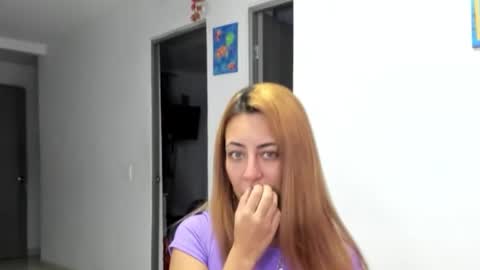 Snapshot of scarletbrow chatting on September 2025 08:57:02 PM scarlet online show from September 2025 08:57:02 PM