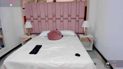 Scarlet online show from January 2026 08:45:02 PM