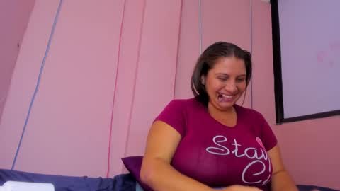 Snapshot of scarleth_blonde chatting on January 2025 02:00:02 AM SCARLETH online show from January 2025 02:00:02 AM