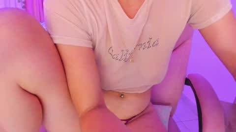 Snapshot of scarletliz chatting on March 2025 03:13:02 PM Scarletliz online show from March 2025 03:13:02 PM