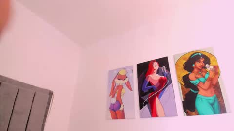 Snapshot of scarletliz chatting on September 2025 12:54:02 PM Scarletliz online show from September 2025 12:54:02 PM