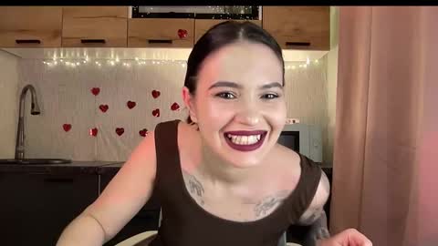 scarletpetal online show from March 2026 12:29:01 PM