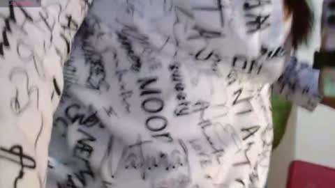 Snapshot of scarlett__jhonson chatting on October 2025 10:54:02 PM Scarlett online show from October 2025 10:54:02 PM