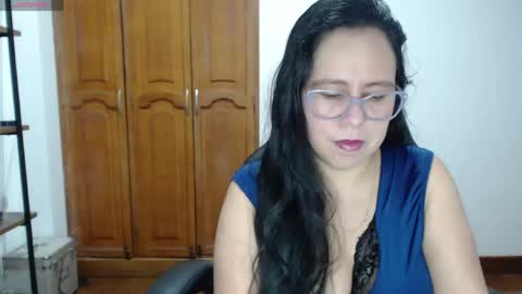 Snapshot of scarlett_af chatting on May 2026 04:41:02 AM Dayana online show from May 2026 04:41:02 AM