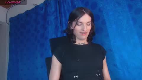 scarlet online show from October 2025 09:44:01 PM