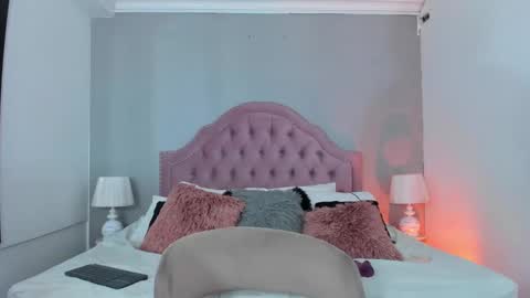 Scarlett  online show from January 2025 02:24:02 PM