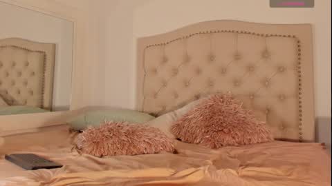 Scarlett Grand online show from February 2025 06:43:02 AM