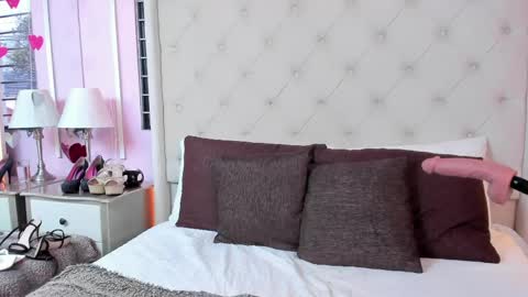Snapshot of scarlett_leblanc_ chatting on May 2026 04:04:02 PM scarlett_leblanc_ online show from May 2026 04:04:02 PM