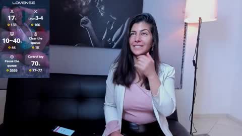 Scarlett online show from December 2024 02:49:02 PM