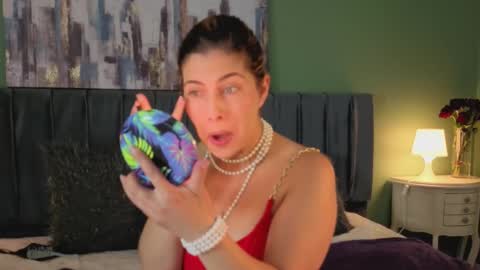 Scarlett online show from February 2026 02:16:02 PM