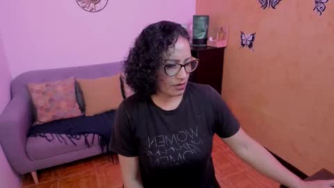 Scarlett sax online show from January 2026 09:41:01 PM