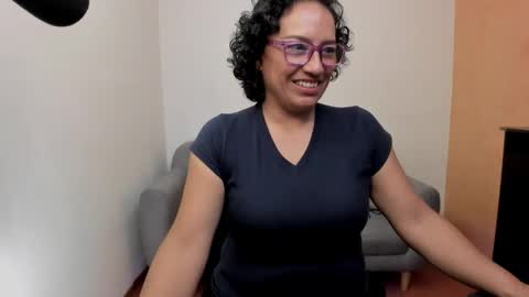 Snapshot of scarlett_sax chatting on June 2026 10:10:01 PM Scarlett sax online show from June 2026 10:10:01 PM