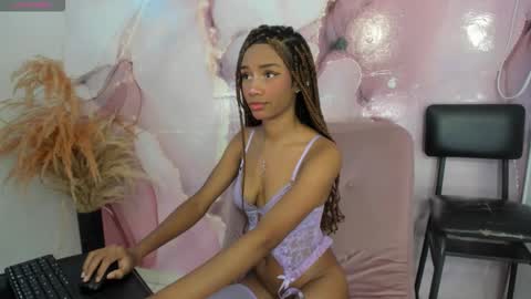 Snapshot of scarlett_star01 chatting on October 2025 02:06:01 PM scarlett_star01 online show from October 2025 02:06:01 PM