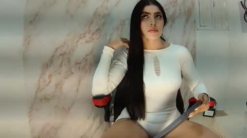 Snapshot of scarlett_vael chatting on March 2026 01:50:02 PM Scarlett online show from March 2026 01:50:02 PM